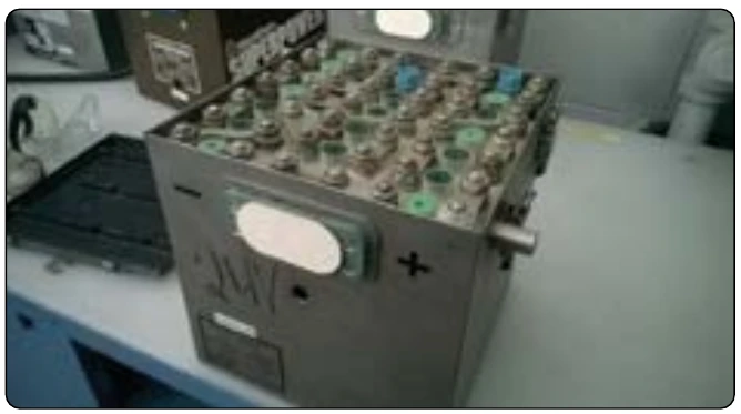Figure 12-198. Nickel-Cadmium aircraft battery.