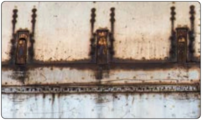 Figure 8-18. Galvanic corrosion.