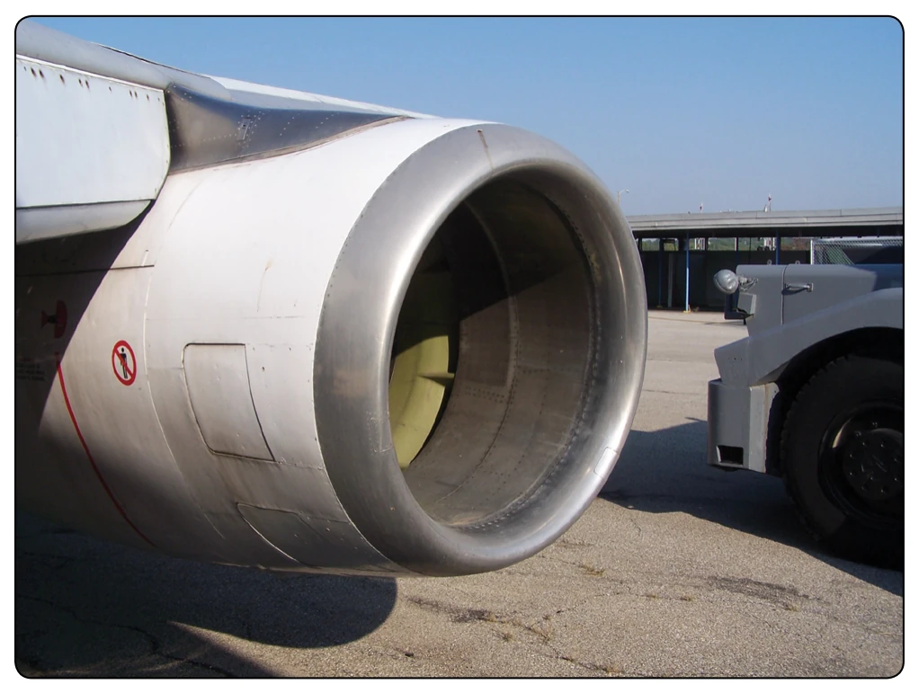 A typical turbofan intake section.