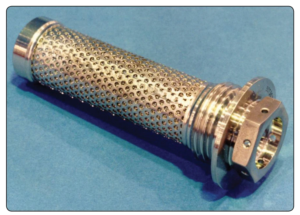 Last-chance filter before spray nozzle.