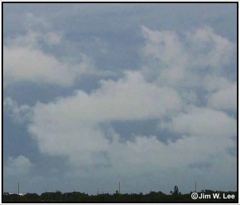Figure A-12. Stratus Fractus (StFra) and/or Cumulus Fractus (CuFra) of Bad Weather