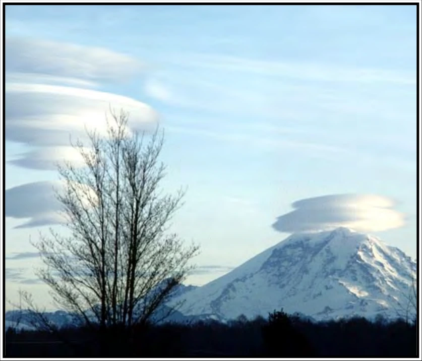 Figure A-5. Altocumulus Standing Lenticular (ACSL)