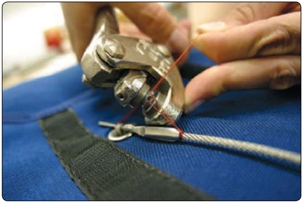 Figure 5-68. Compressing the seal.