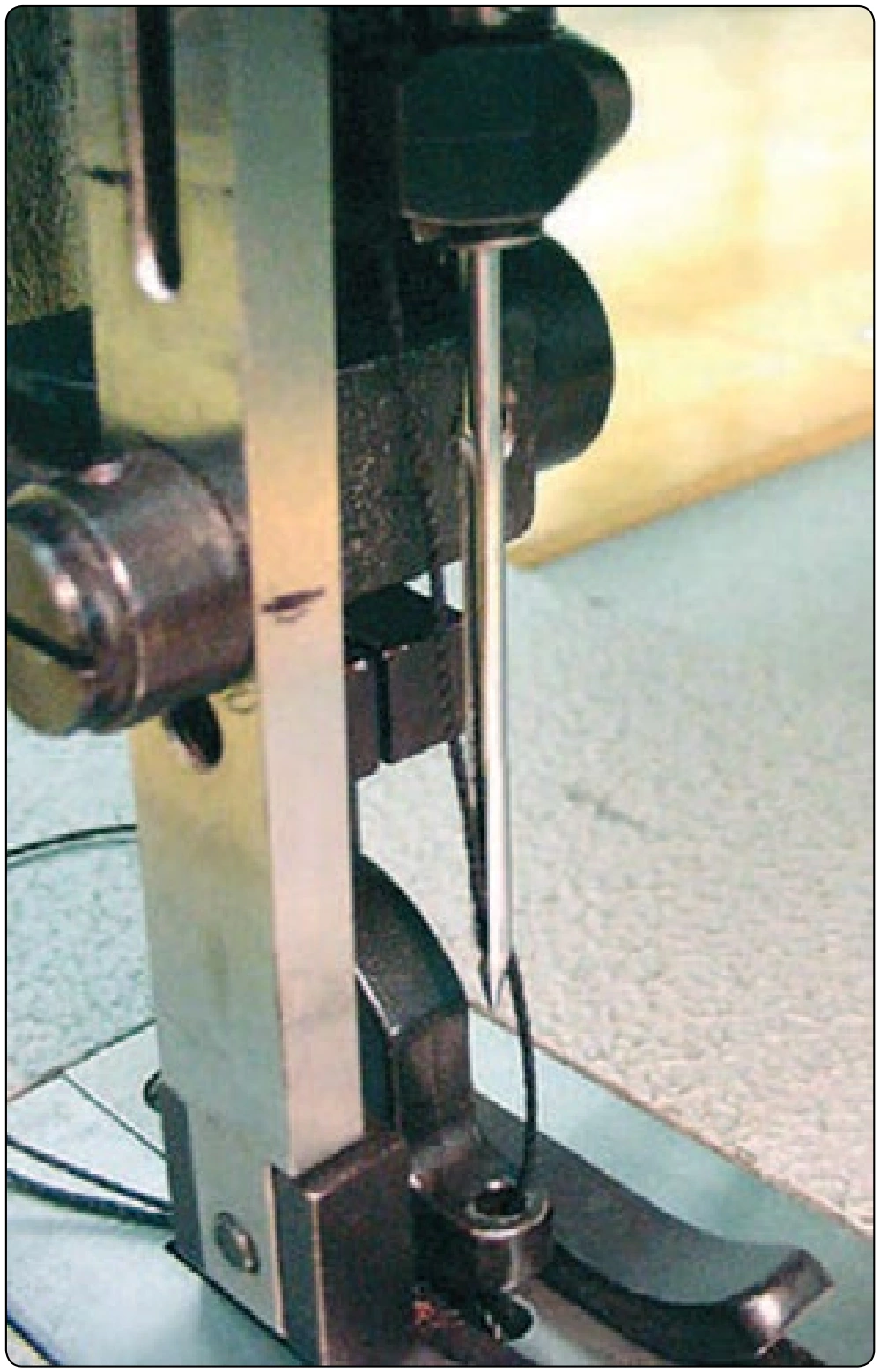 Figure 6-79. Needle with left orientation.