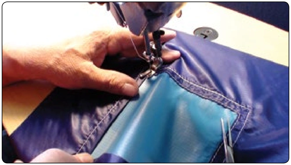 Figure 7-27. Correct fold corner seam.