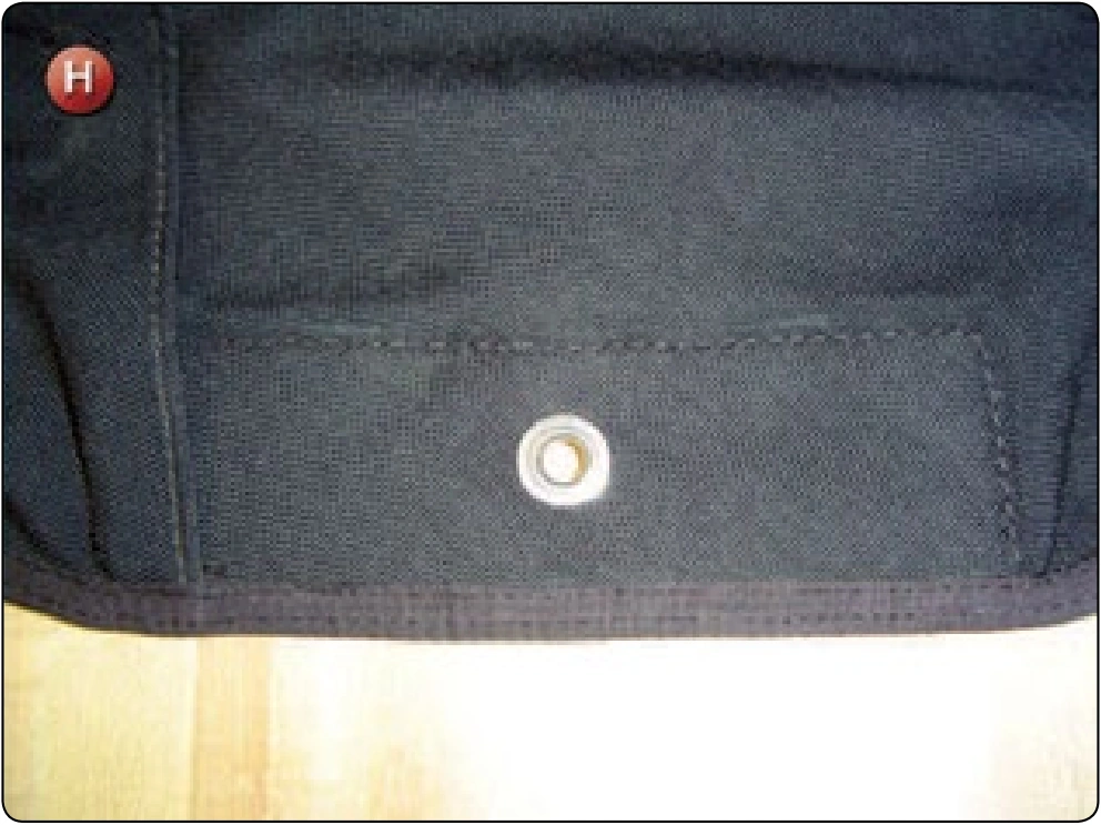 Container Plastic Stiffener Replacement, procedure photograph 8 (source page 7-46).