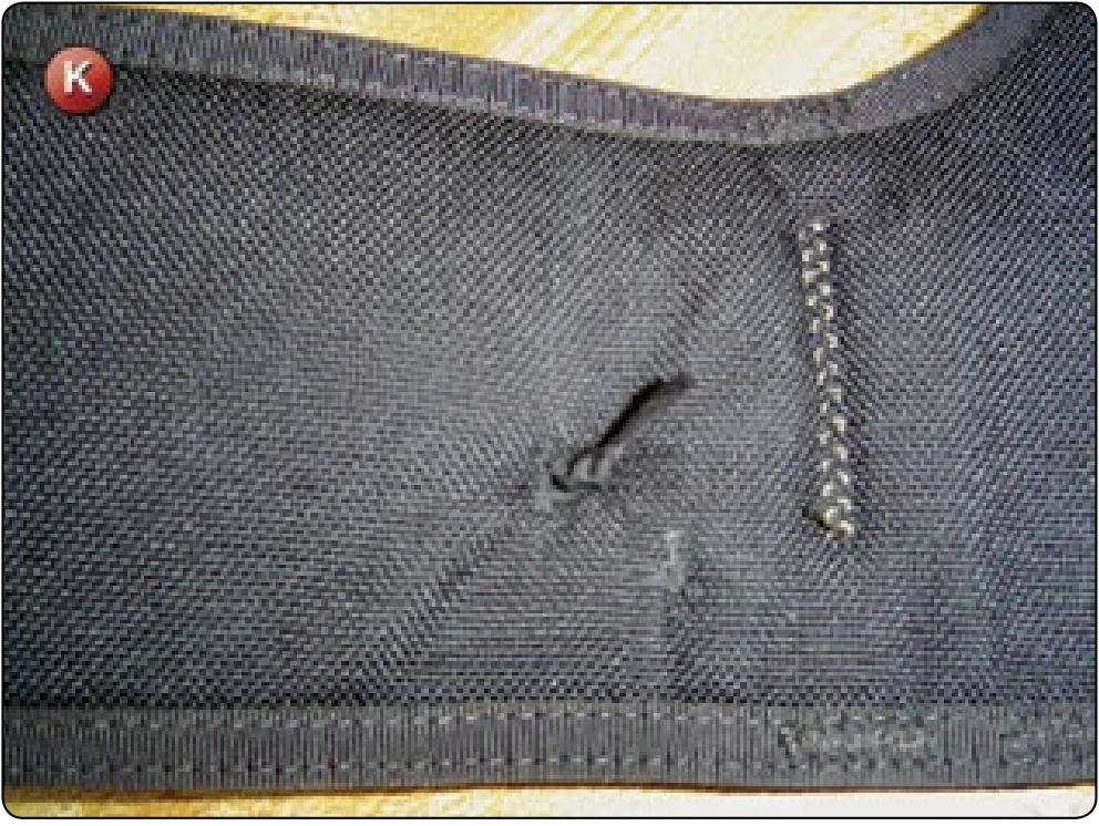 Hand Tacking Techniques, procedure photograph 11 (source page 7-89).