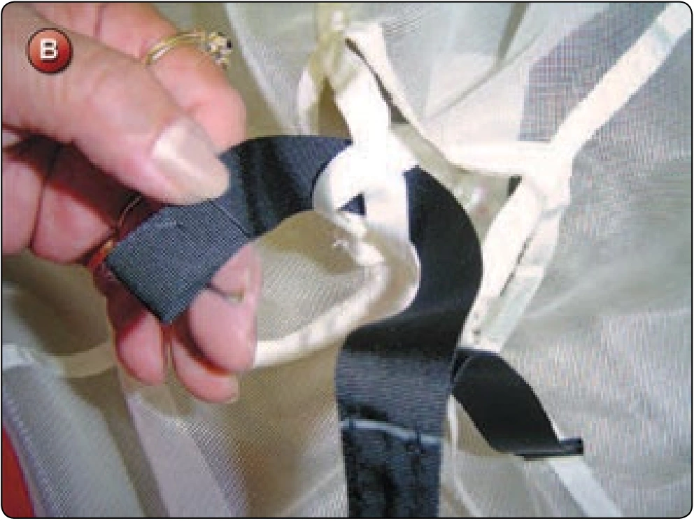 Main Pilot Chute Collapsible Bridle Replacement, procedure photograph 2 (source page 7-70).