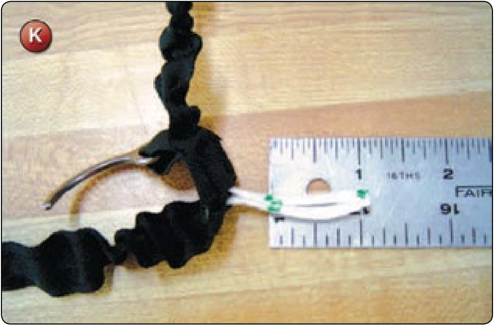 Main Pilot Chute Collapsible Bridle Replacement, procedure photograph 11 (source page 7-71).