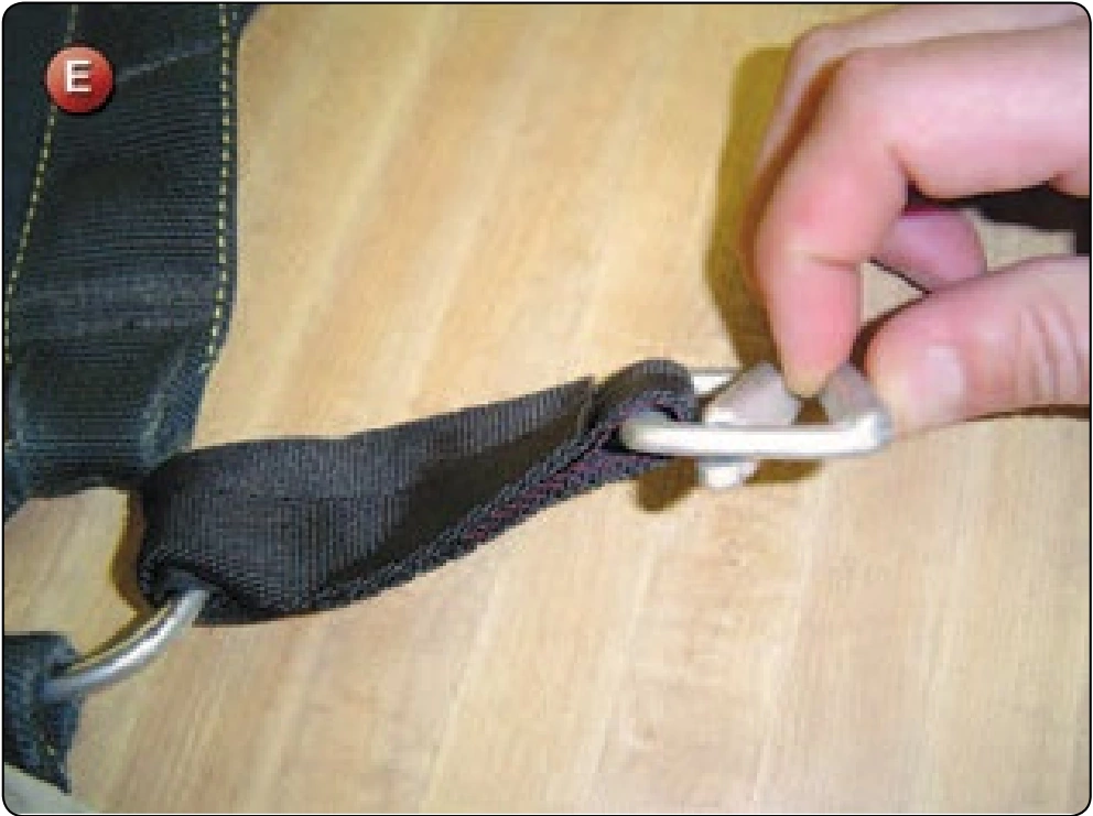 Standard Harness Main Lift Web Replacement, procedure photograph 4 (source page 7-57).