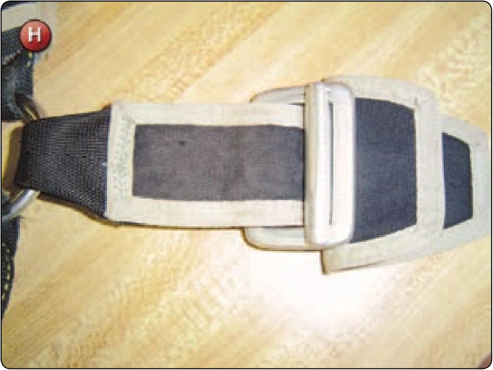 Standard Harness Main Lift Web Replacement, procedure photograph 7 (source page 7-58).