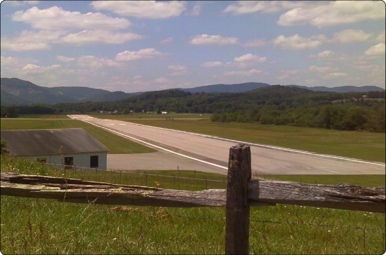 Figure 3-4. Elkins, WV airport.